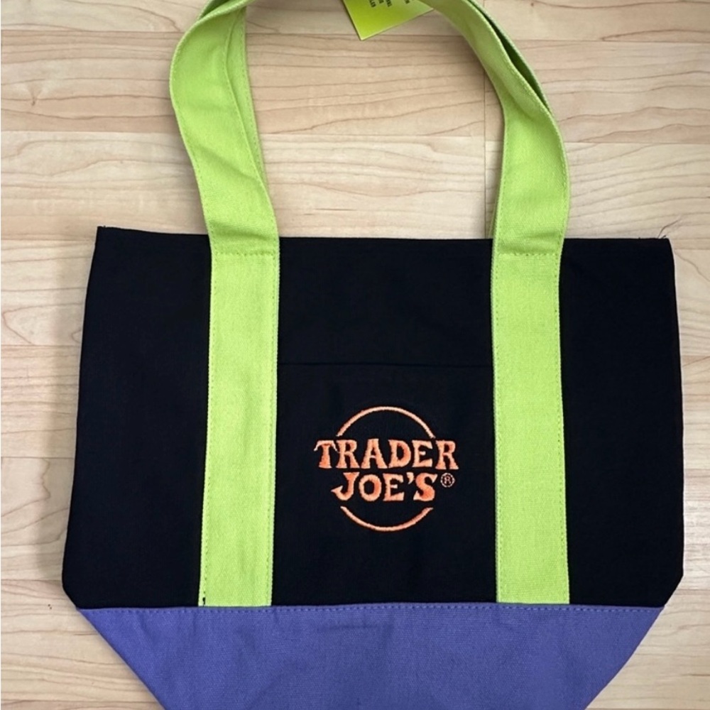 Trader Joe's Mini Halloween Black and Purple Tote Bag with Green Straps NWT